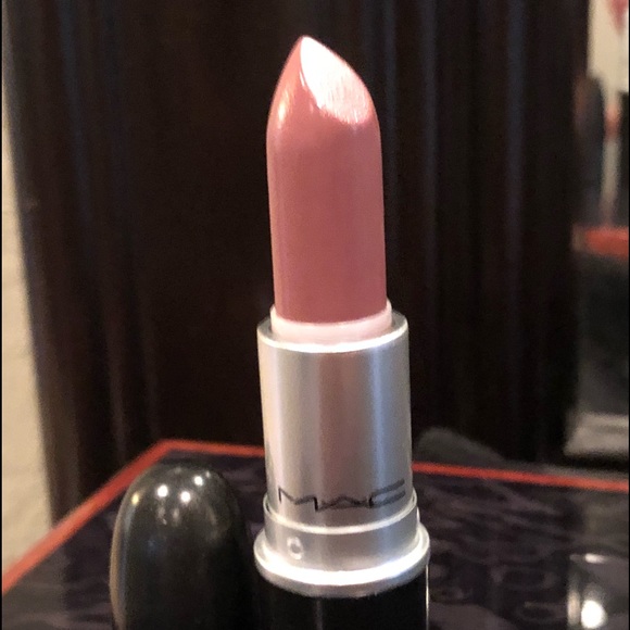 mac mmmm lipstick
